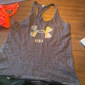 Xl dark grey under armour tank